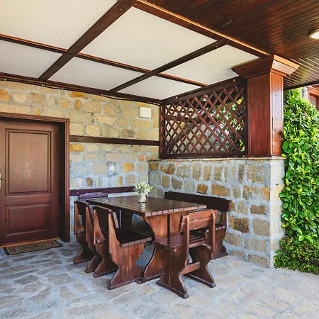 Хотел Ismena Девин